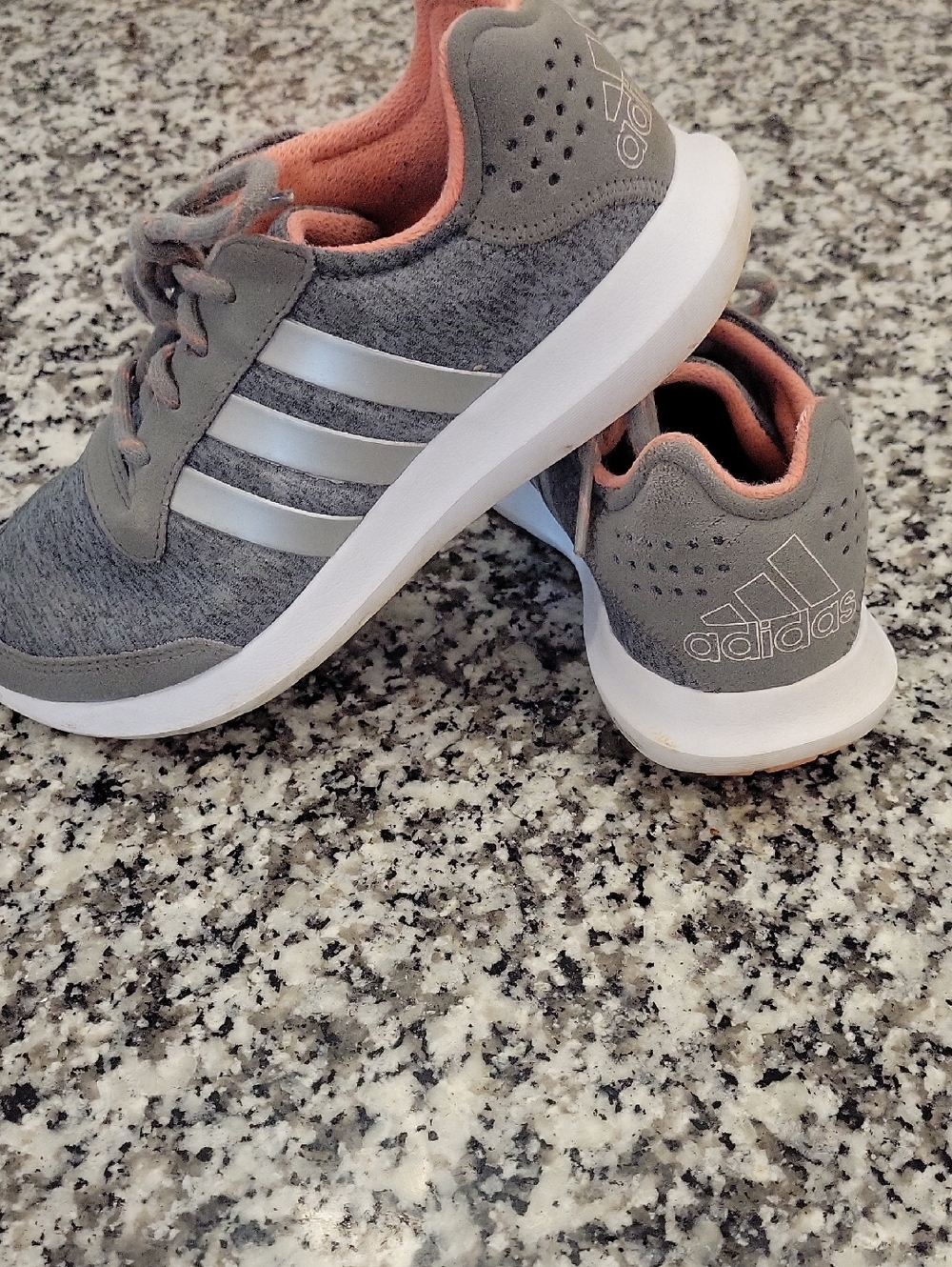 adidas Element Womens Sz 6 Refresh Running Shoes, Gray & Peach